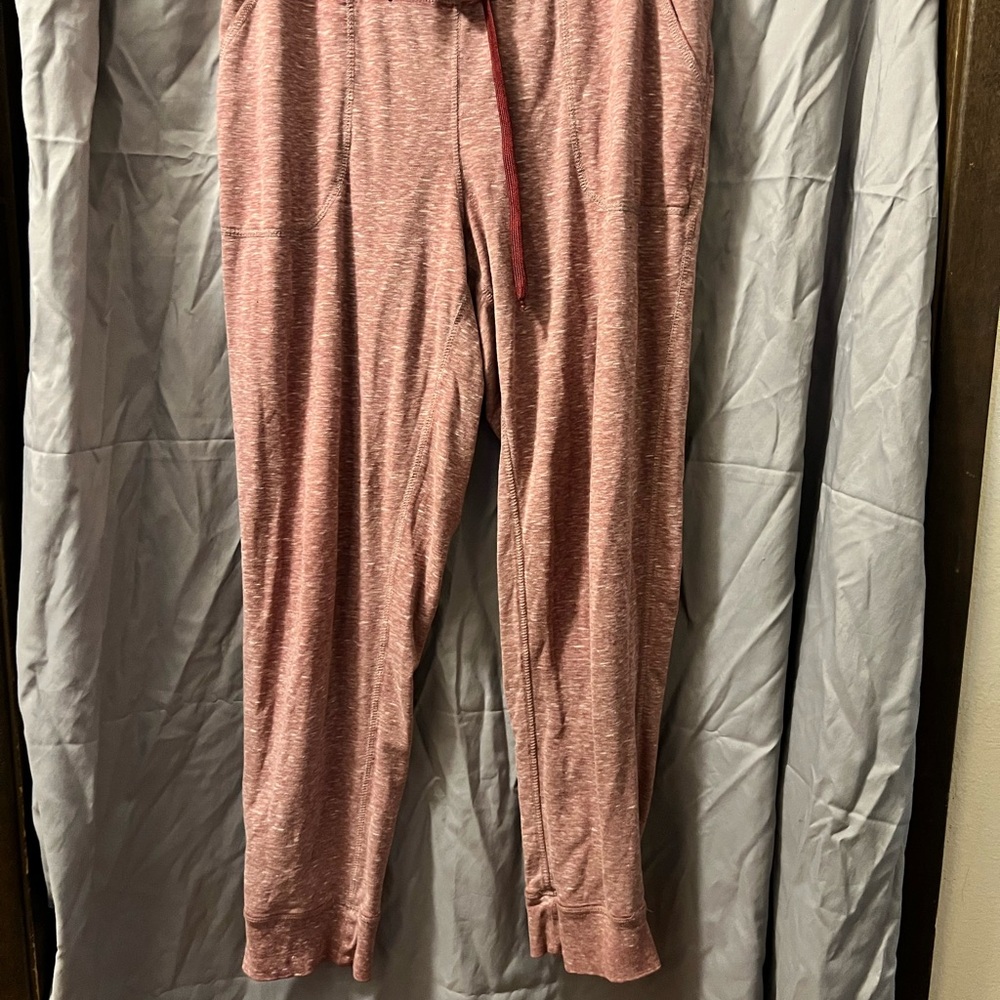 Danskin Now Heathered Mauve Pants